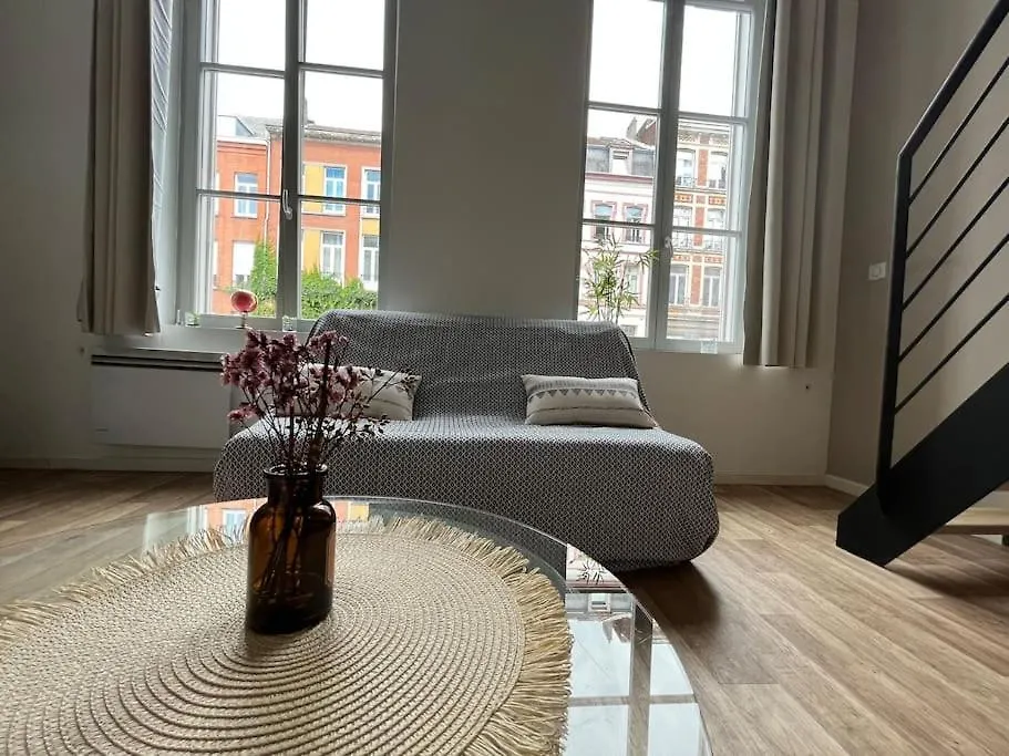 Tres Bel Appartement A 2 Pas Du Theatre Sebastopol Lille
