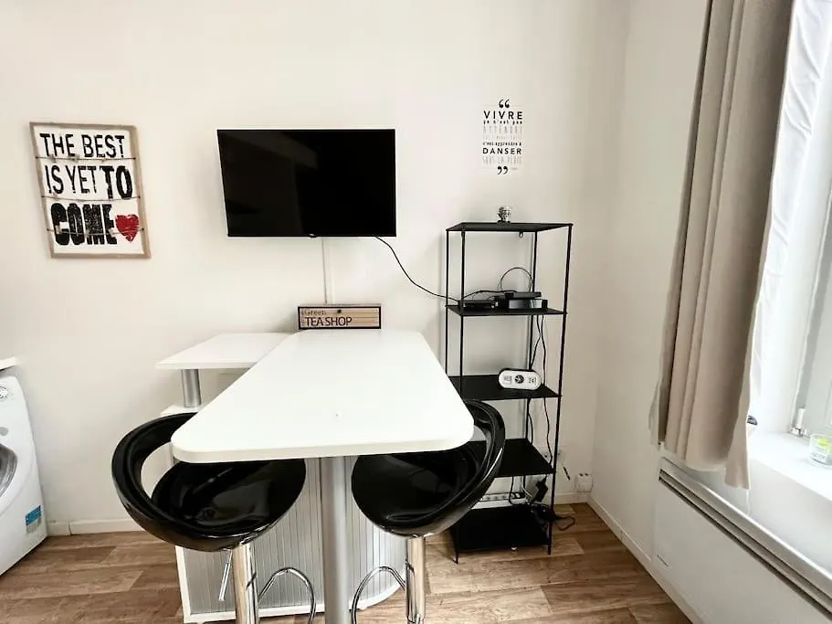 Tres Bel Appartement A 2 Pas Du Theatre Sebastopol Lille 0*,  Francja